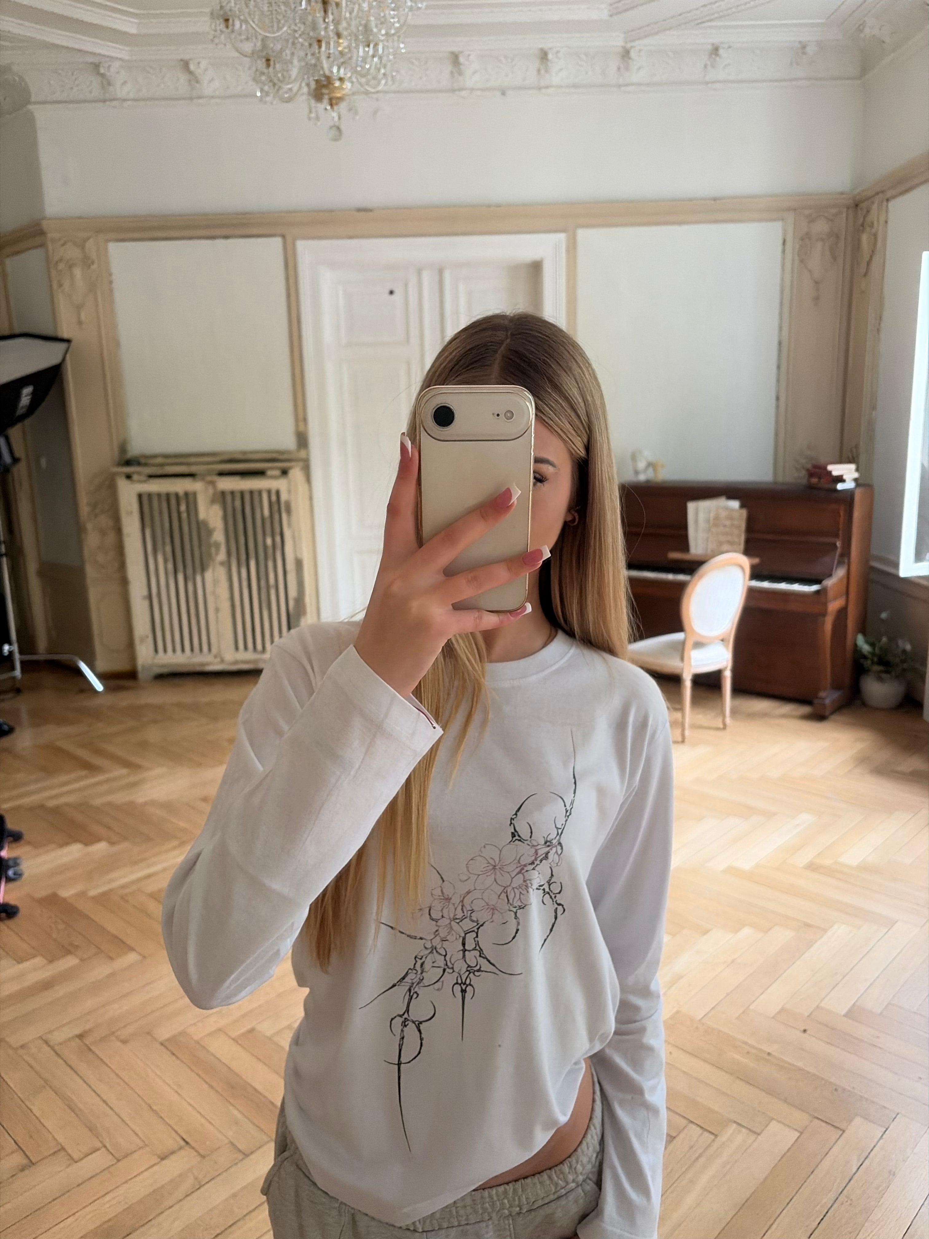 LONGSLEEVE BLOSSOM