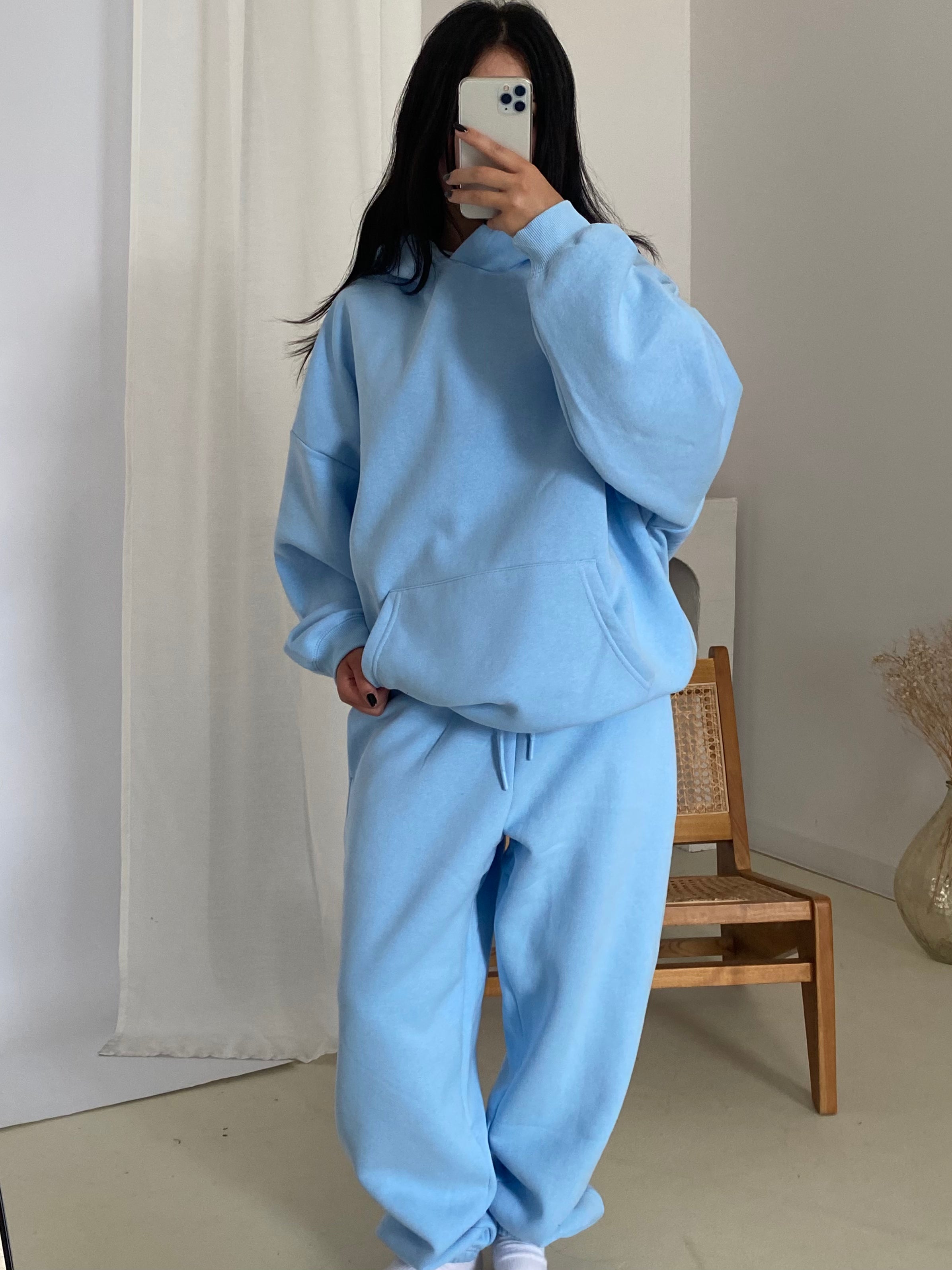 BLUZA Z KAPTUREM BASIC