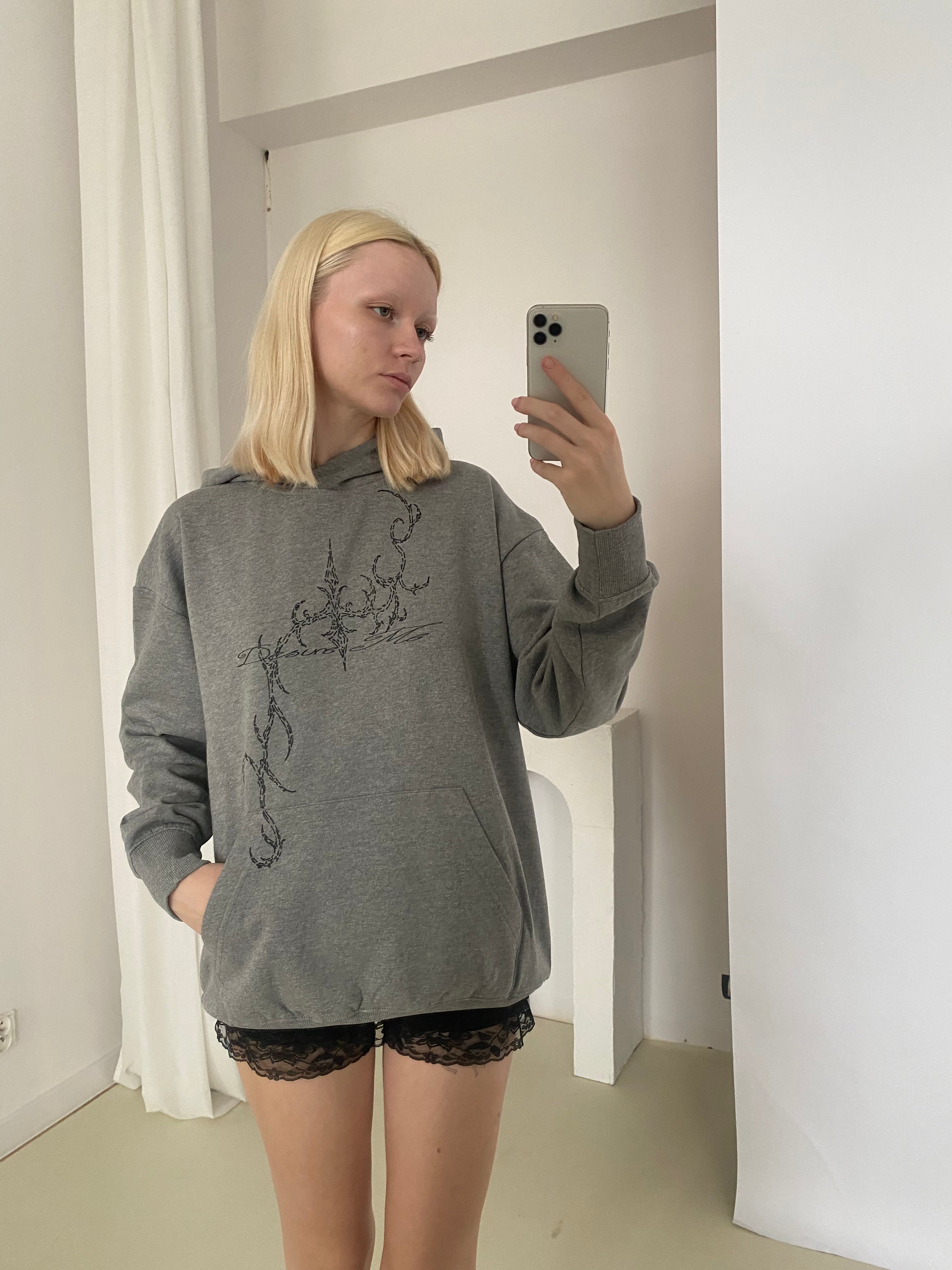 BLUZA Z KAPTUREM DESIRE ME