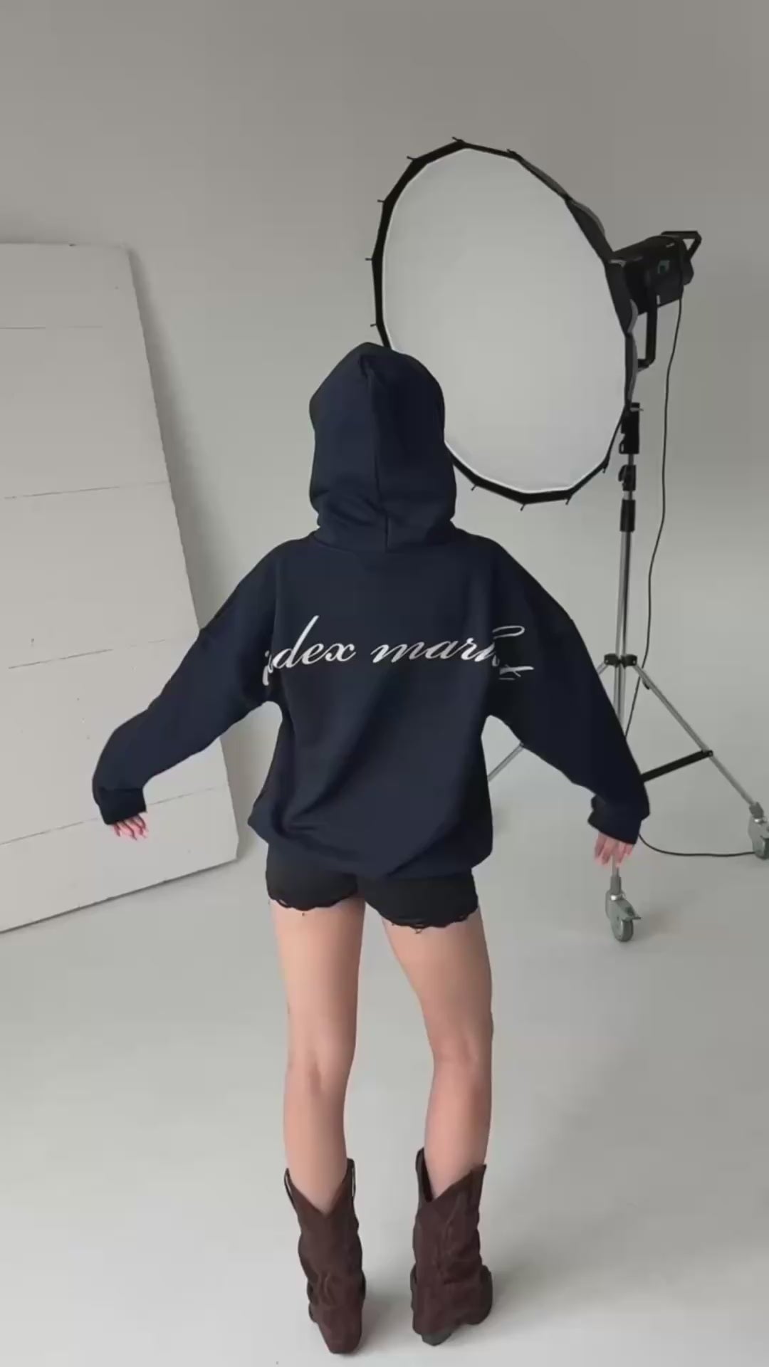 INDEX MARKET MAGAZINE NAVY BACK LOGO HOODIE