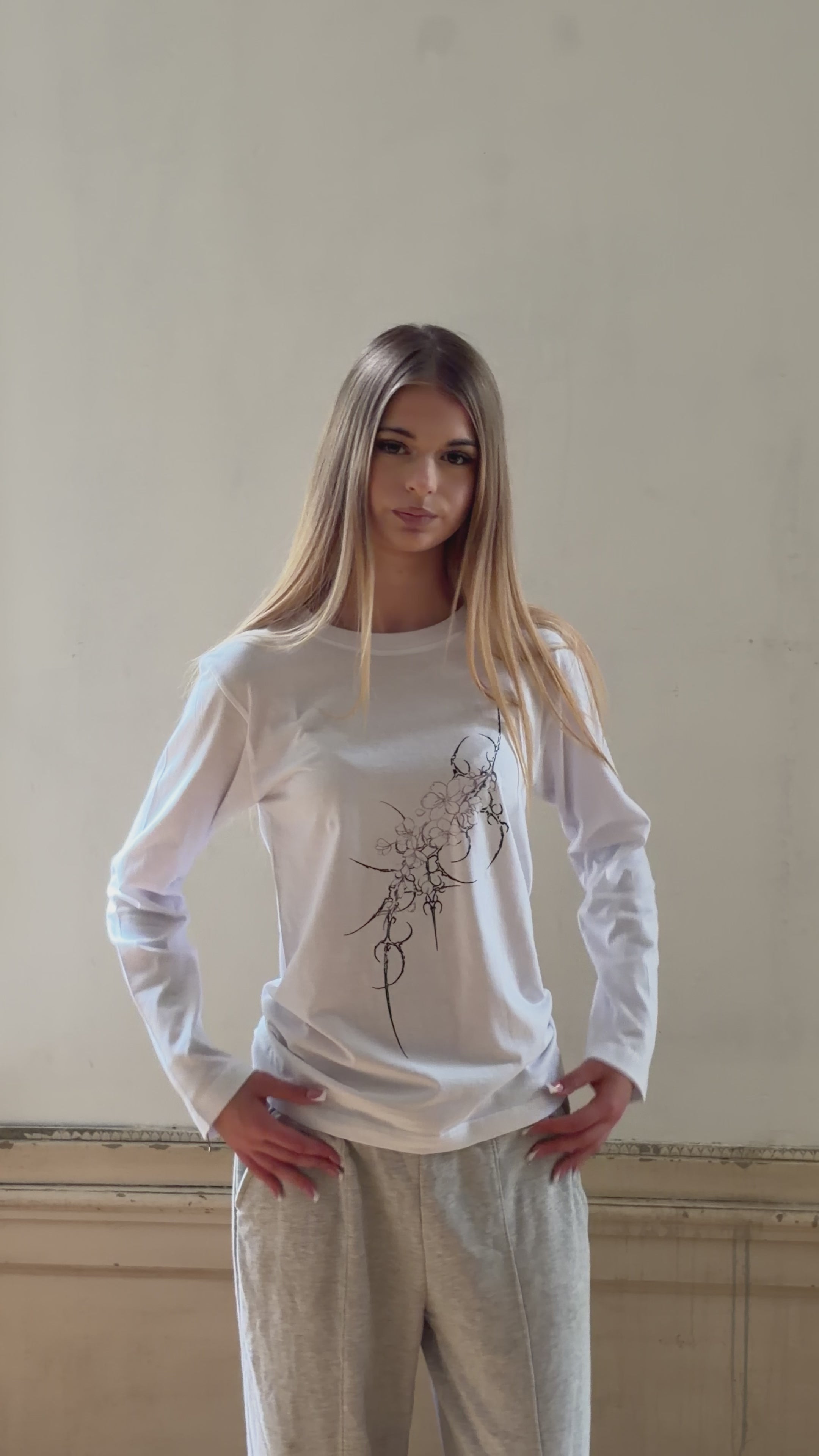 LONGSLEEVE BLOSSOM